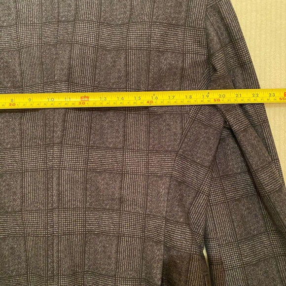 Armani Mens Blazer - Picture 11 of 13